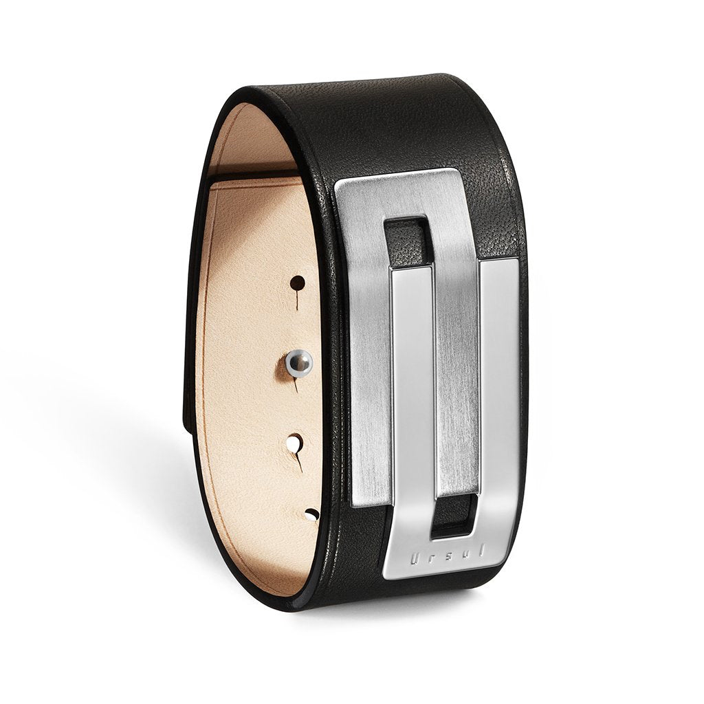 EMBRACE 26 / BLACK LEATHER CUFF